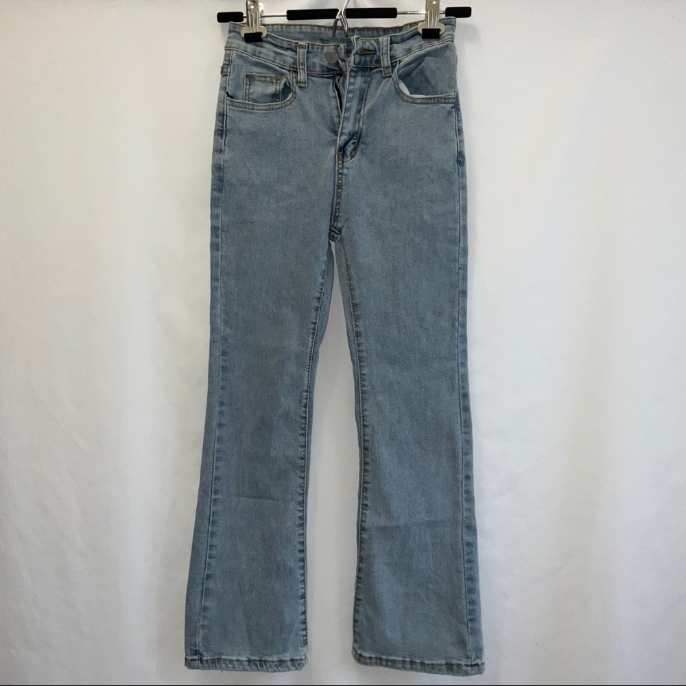 medium-light washed denim straight leg jeans